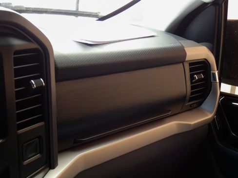 Used 2021 Ford F150 XLT w/ Equipment Group 301A Mid image 8