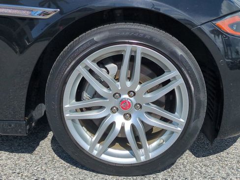 Used 2019 Jaguar XJ L Portfolio image 10