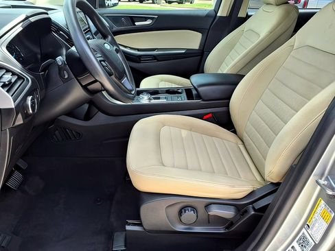 Used 2023 Ford Edge SE w/ Black Appearance Package AWD/4WD image 17