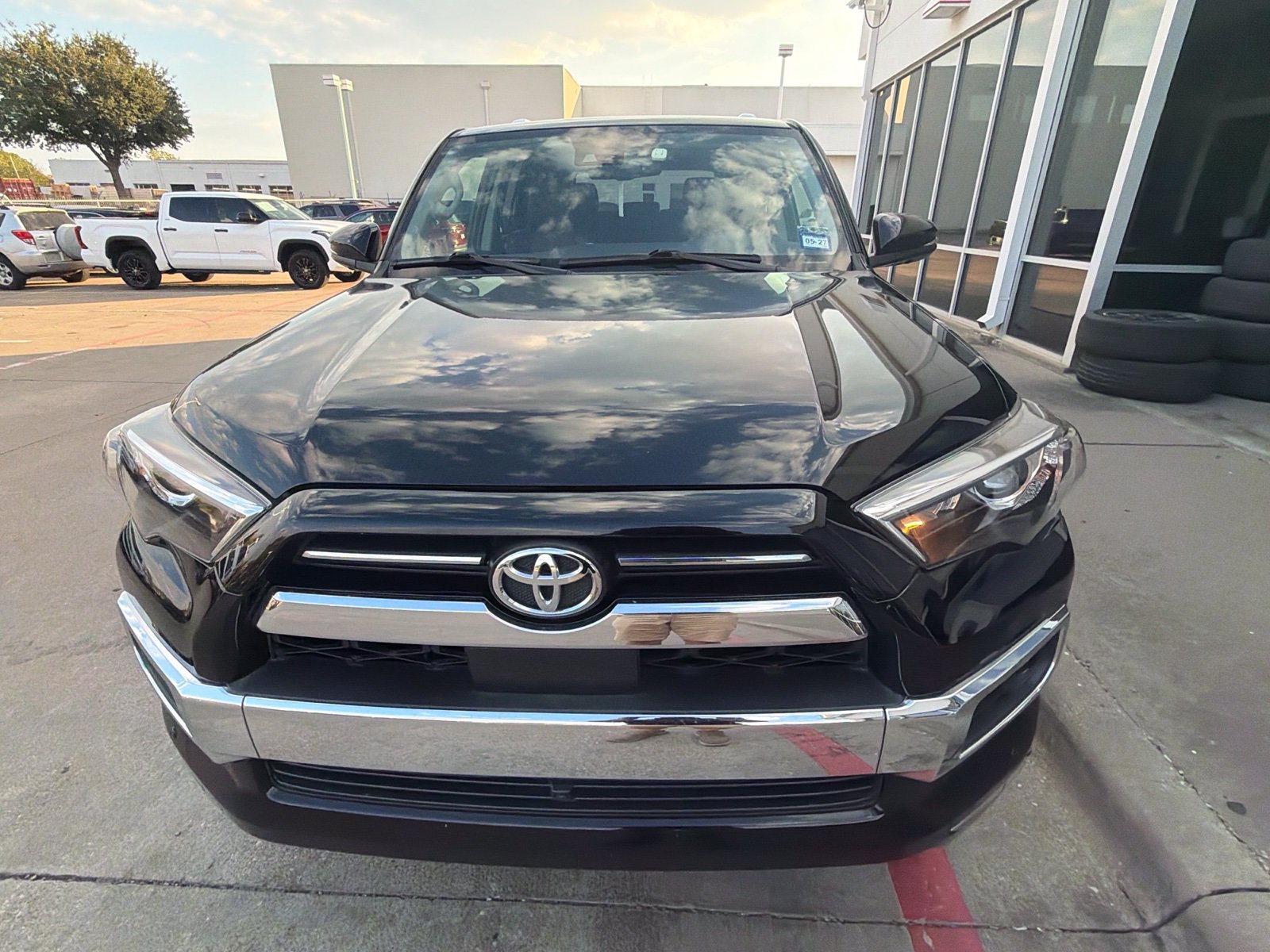 Used 2022 Toyota 4Runner Limited RWD image 5