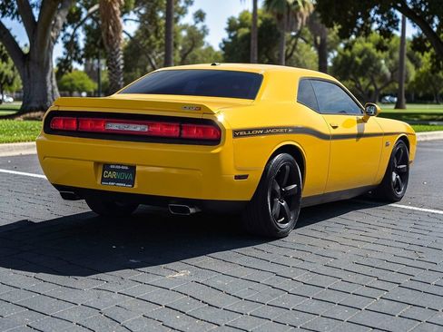 Used 2012 Dodge Challenger SRT8 Yellow Jacket w/ Premium Sound Group image 7