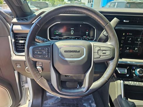 Used 2024 GMC Sierra 2500 Denali Ultimate w/ Max Trailering Package AWD/4WD image 29