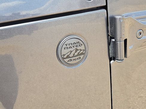 Used 2023 Jeep Wrangler Unlimited Sport AWD/4WD image 12