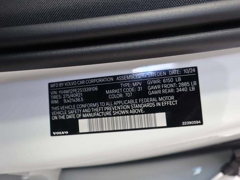 Used 2025 Volvo XC90 B5 Plus AWD/4WD image 56