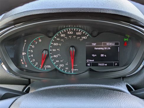 Used 2019 Chevrolet Trax LT w/ LT Convenience Package image 25