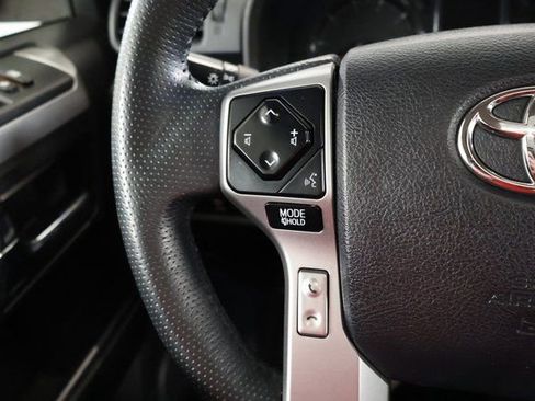 Used 2020 Toyota 4Runner SR5 Premium image 16