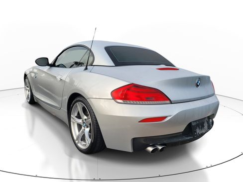 Used 2011 BMW Z4 sDrive30i RWD image 6