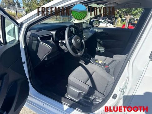 Used 2024 Toyota Corolla LE FWD image 7
