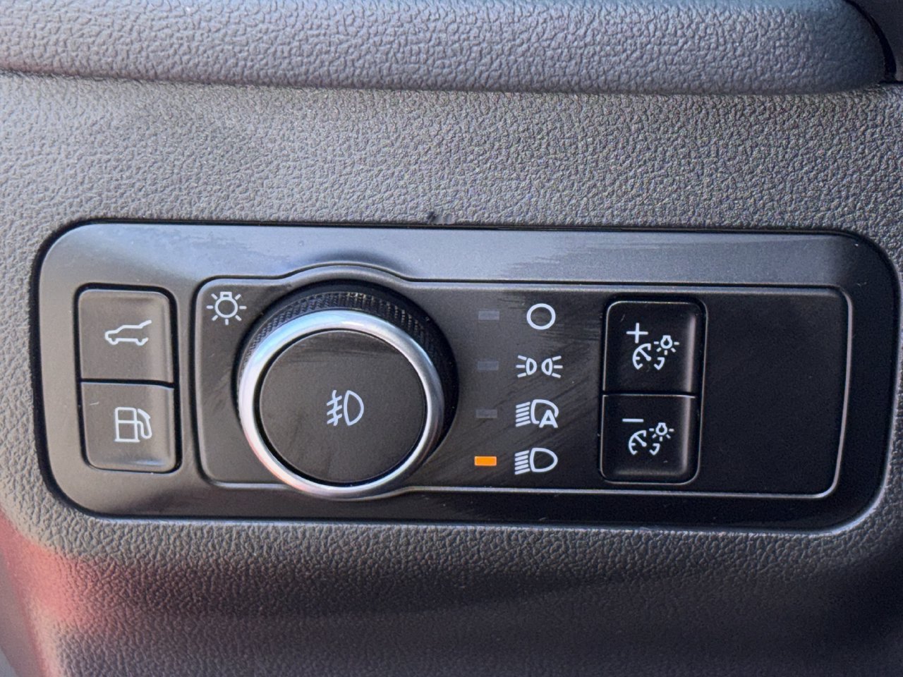 Used 2023 Ford Escape SE FWD image 13