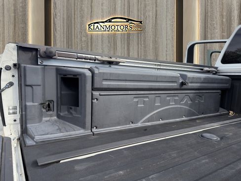 Used 2021 Nissan Titan PRO-4X w/ Pro-4x Convenience Package image 69