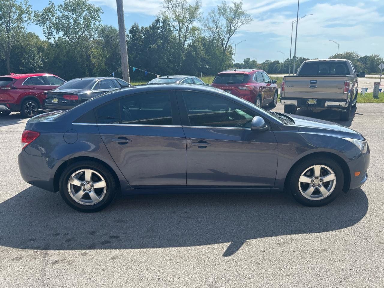 Used 2014 Chevrolet Cruze LT FWD image 4