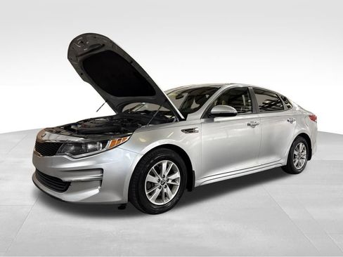 Used 2016 Kia Optima LX image 12