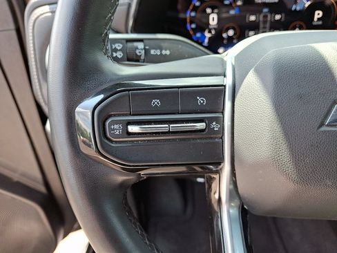 Used 2024 Chevrolet Colorado LT w/ LT Convenience Package II RWD image 21
