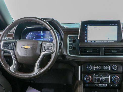 Used 2023 Chevrolet Tahoe LT w/ Luxury Package RWD image 18