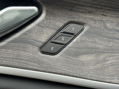 New 2026 Jeep Grand Cherokee Limited w/ Luxury Tech Group II image 10