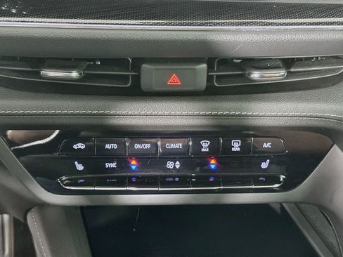 Used 2023 Buick Envision Essence w/ Sport Touring Package FWD image 24