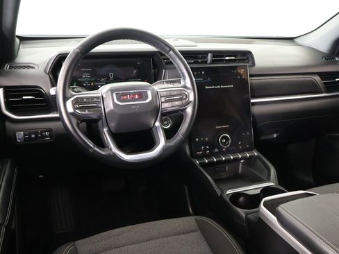 Used 2026 GMC Terrain Elevation FWD image 2