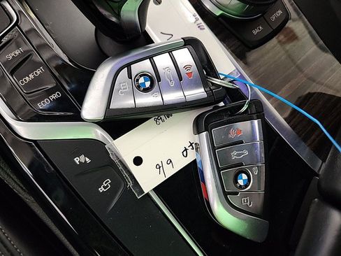 Used 2018 BMW 540i xDrive AWD/4WD image 16