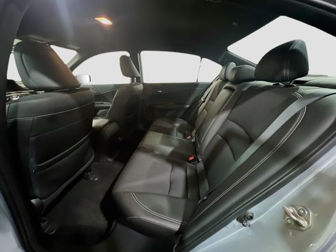 Used 2016 Honda Accord Sport image 16