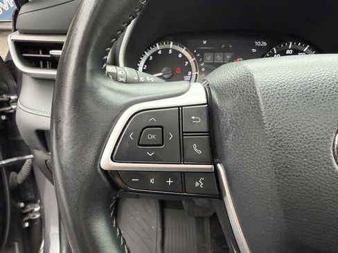 Certified 2023 Toyota Highlander XLE image 33