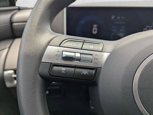 New 2026 Hyundai Tucson SE FWD image 13