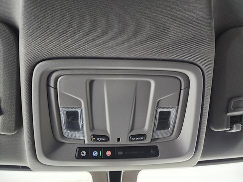 Used 2023 Chevrolet Silverado 2500 LT w/ Z71 Sport Edition image 46