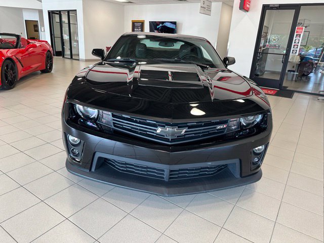 Used 2014 Chevrolet Camaro ZL1 RWD image 8