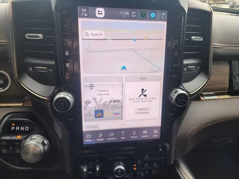 Used 2025 RAM 1500 Limited w/ Trailer Tow Group image 15