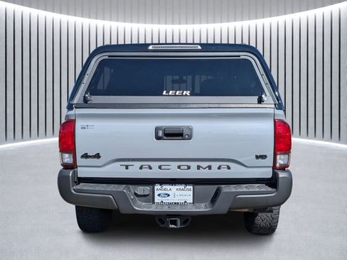 Used 2019 Toyota Tacoma SR5 image 5