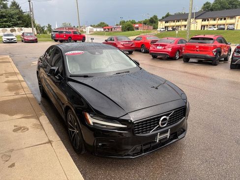 Used 2022 Volvo S60 B5 Inscription AWD/4WD image 6