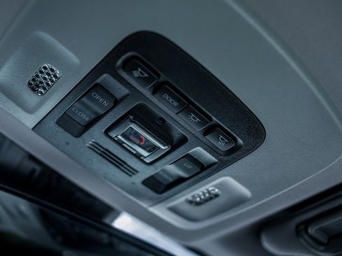 Used 2024 Toyota Camry SE image 24