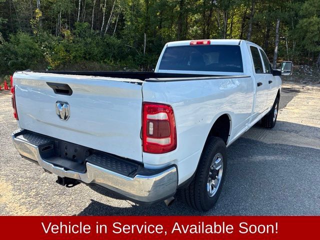 Used 2024 RAM 2500 Tradesman w/ Chrome Appearance Group AWD/4WD image 2