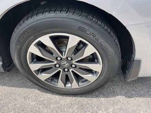 Used 2022 Honda Odyssey EX-L image 13