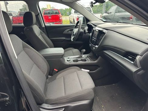 Used 2020 Chevrolet Traverse LS FWD image 5