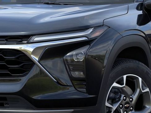 New 2026 Chevrolet Trax LT FWD image 10