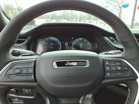 New 2026 Jeep Grand Cherokee L 4WD image 17