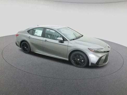 New 2026 Toyota Camry SE image 12