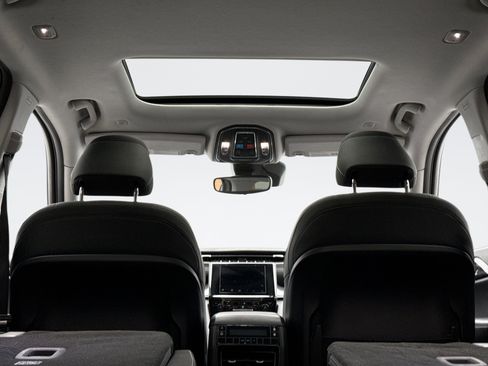 Used 2022 Jeep Grand Cherokee L Laredo w/ Luxury Tech Group I image 18