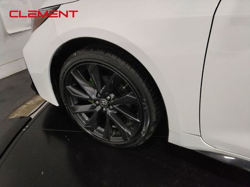 Used 2024 Toyota Corolla SE image 41