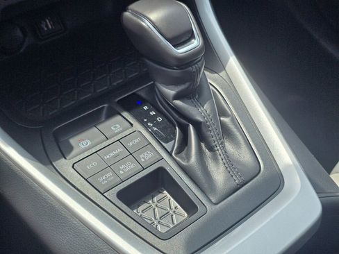 Certified 2025 Toyota RAV4 XLE Premium image 37