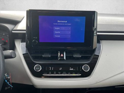 Certified 2025 Toyota Corolla LE image 13