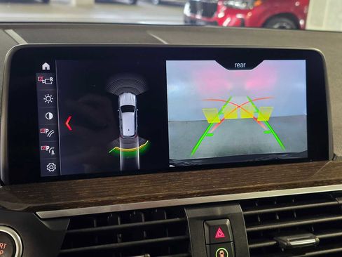 Used 2019 BMW X3 xDrive30i w/ Driving Assistance Package image 17