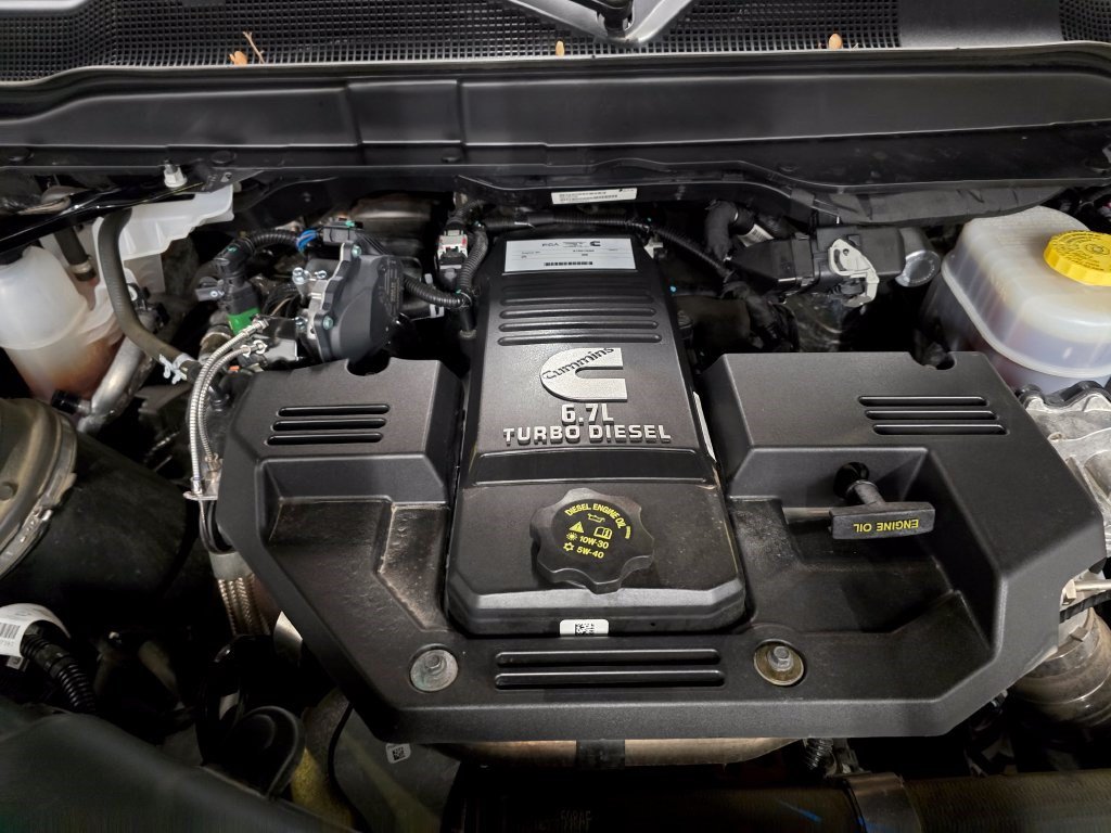 Used 2024 RAM 3500 Big Horn w/ Night Edition AWD/4WD image 14