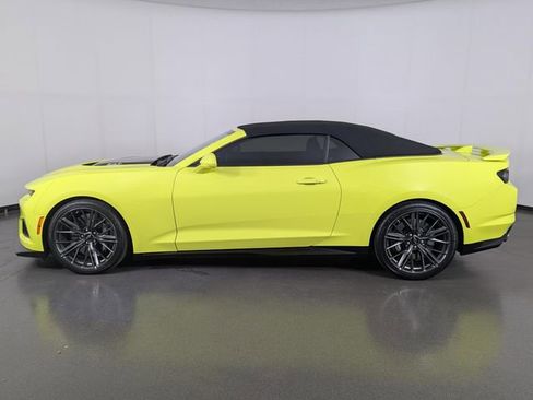 Used 2020 Chevrolet Camaro ZL1 RWD image 8