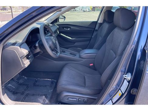 Used 2023 Honda Accord EX image 10