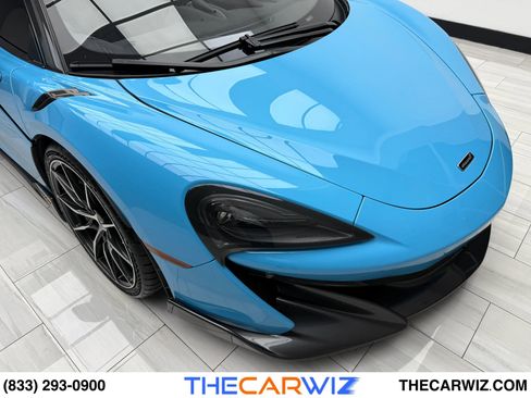 Used 2019 McLaren 600LT image 2