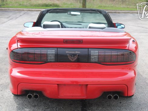 Used 1995 Pontiac Firebird Convertible RWD image 10