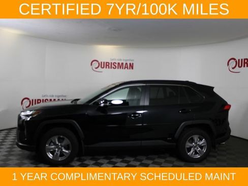 Used 2025 Toyota RAV4 XLE AWD/4WD image 4