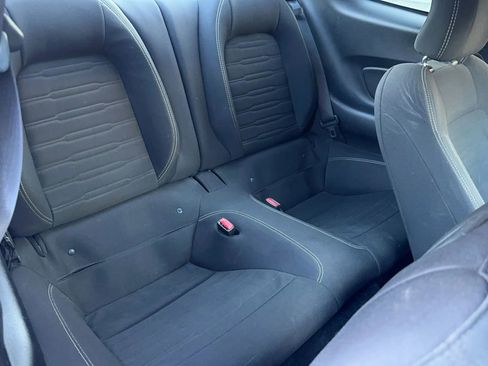 Used 2016 Ford Mustang Coupe image 17