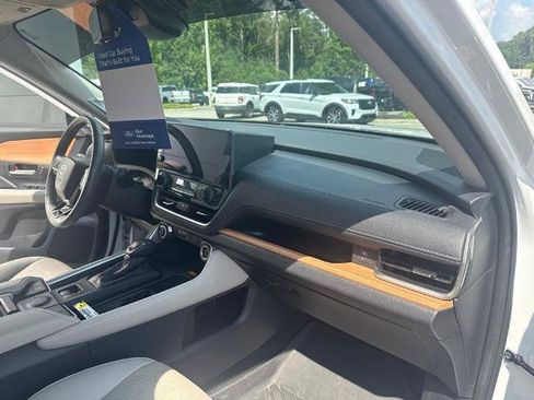 Used 2024 Toyota Grand Highlander FWD image 35